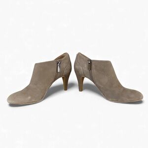 Vince Camuto Vala Suede Ankle Booties Women’s 6.5 Grey Zip Stiletto Heel
